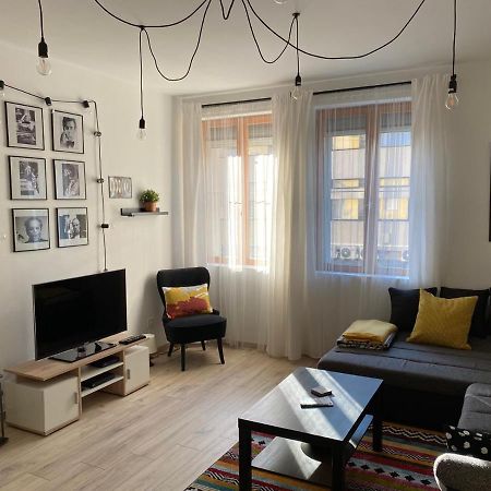 Room Bueno Eger Exterior foto